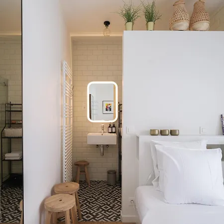Anno Apartment
