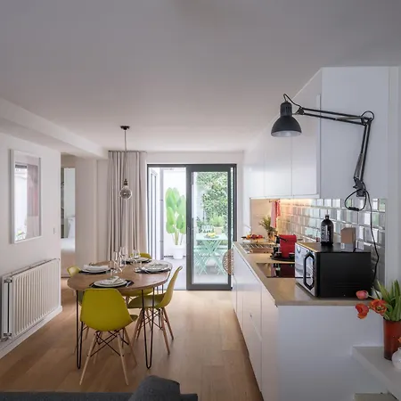 Anno Apartment