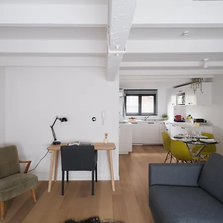 Anno Apartment *
